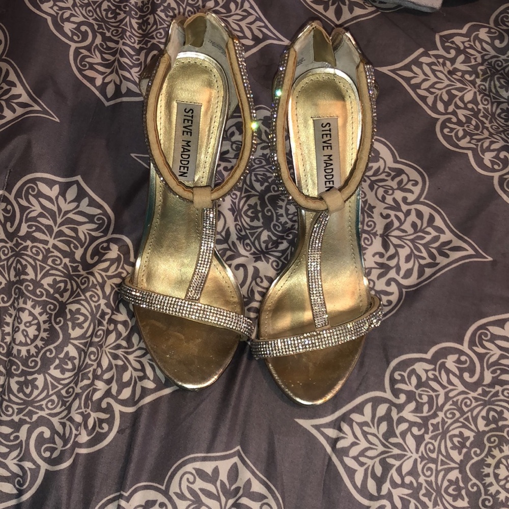 Steve Madden gold rhinestone heels. - Picture 6 of 8